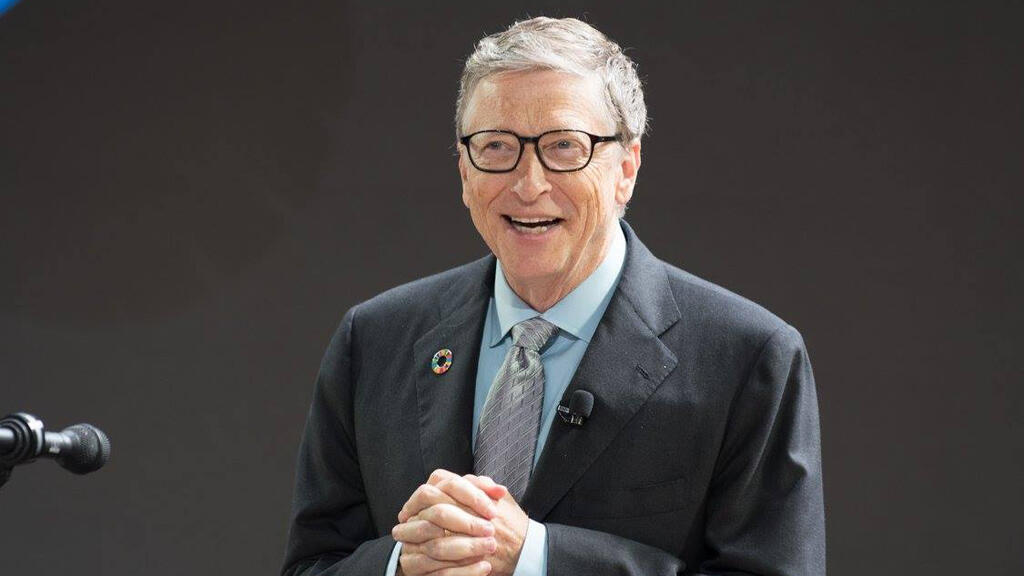 بيل جيتس يؤكد: الآن أنا أستخدم هاتف بنظام أندرويد