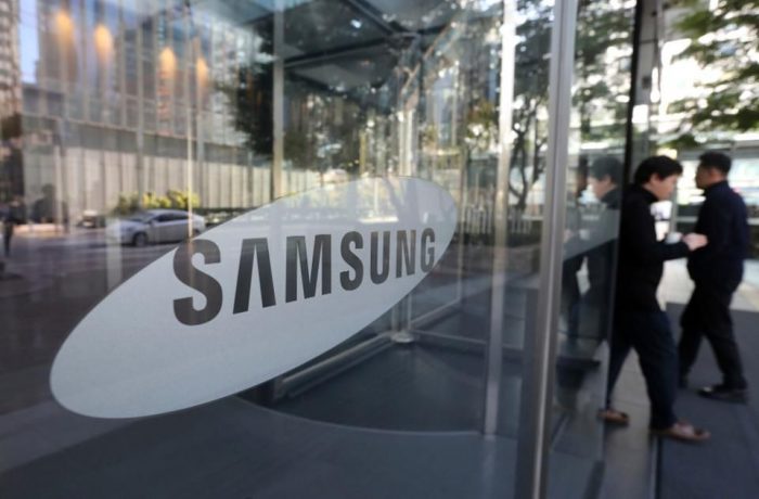 Samsung logo on the door