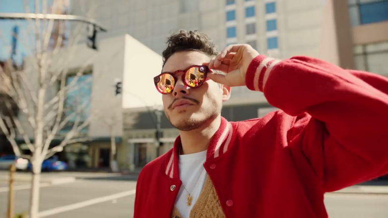 سناب تطلق الجيل الثاني من نظارات Spectacles