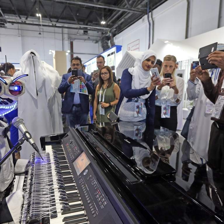 معرض جايتكس فرصة للقاء روبوتات عجيبة في دبي