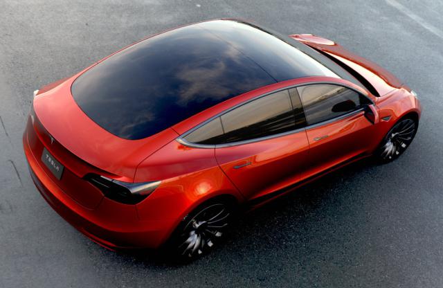 اختراق Tesla Model 3 - لقطة خلفية