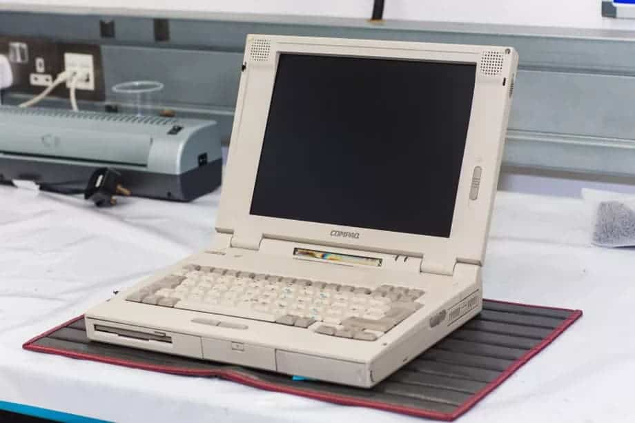 Compaq LTE 5280 - مكلارين F1