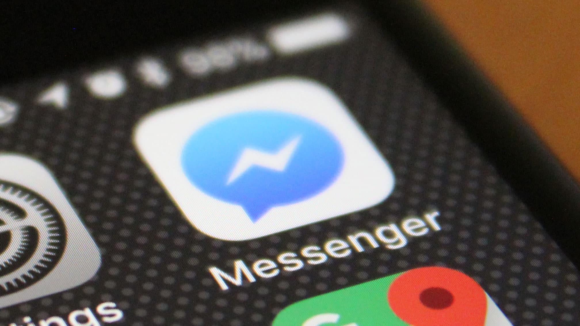 آبل تُخطط لتقييد وصول تطبيقات التراسل إلى بيانات iOS الخلفية