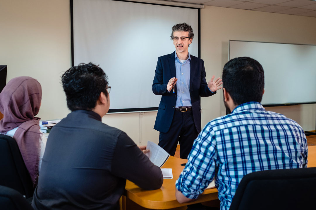 ما الذي يميز جامعة وولنغونغ في دبي؟ ولماذا من الممكن أن تختارها لتعليمك العالي؟