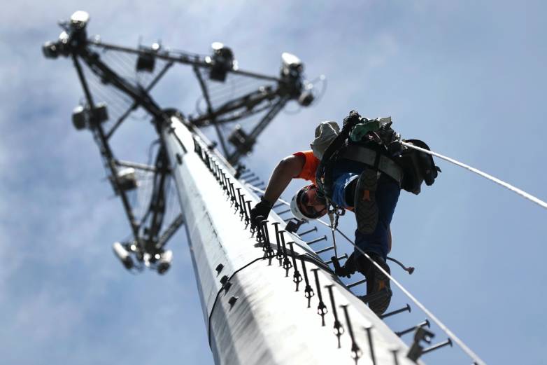 شركات الاتصال الأمريكية تبدأ بإخراج شبكات الجيل الثالث من الخدمة