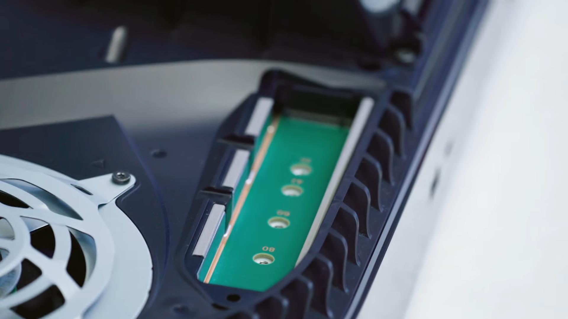 ما الذي يخبرنا به تفكيك بلاي ستيشن 5 عن الجيل القادم من أجهزة الألعاب