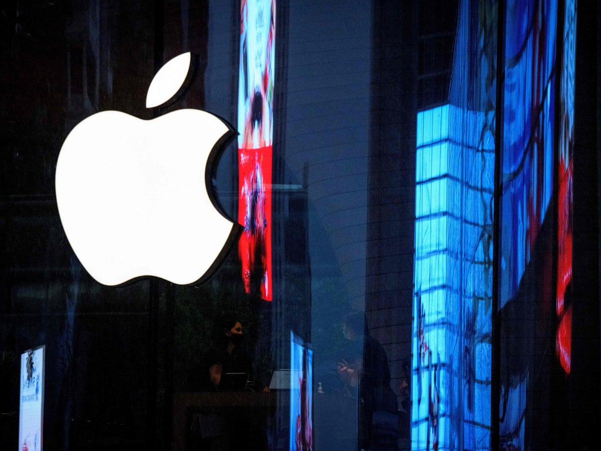شركة Apple تخسر مئات المليارات من رأس مالها السوقي منذ إطلاق أيفون 12