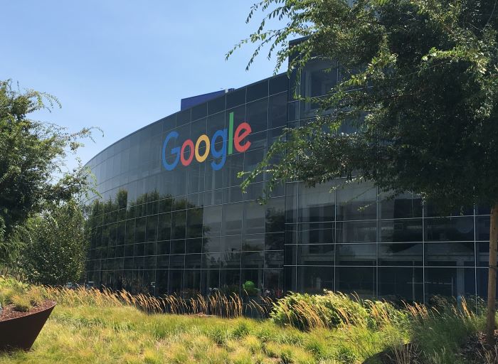 جوجل لديها مشروع لمراقبة الاكتئاب باستخدام الإشارات الكهربائية في المخ