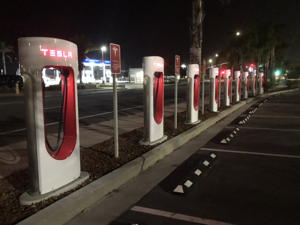 أهم العوائق التي يجب أن تتوقعها عند شراء سيارة كهربائية