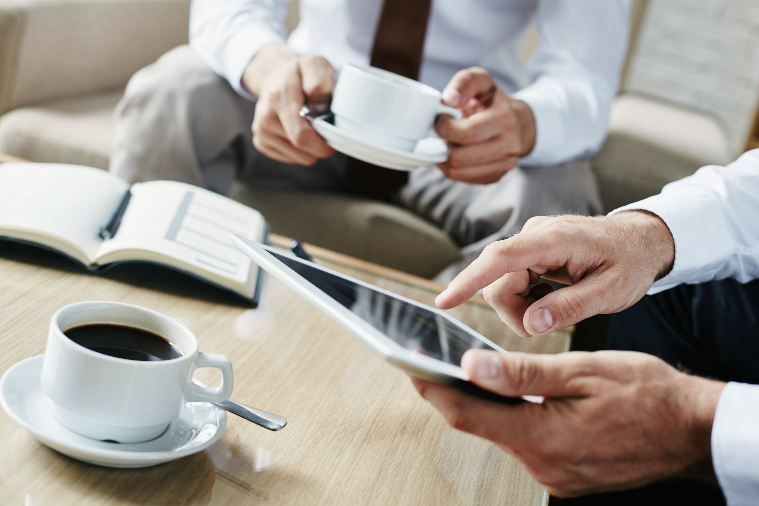 ما بيئة العمل الأكثر نجاحًا من البيئات الأخرى؟ 