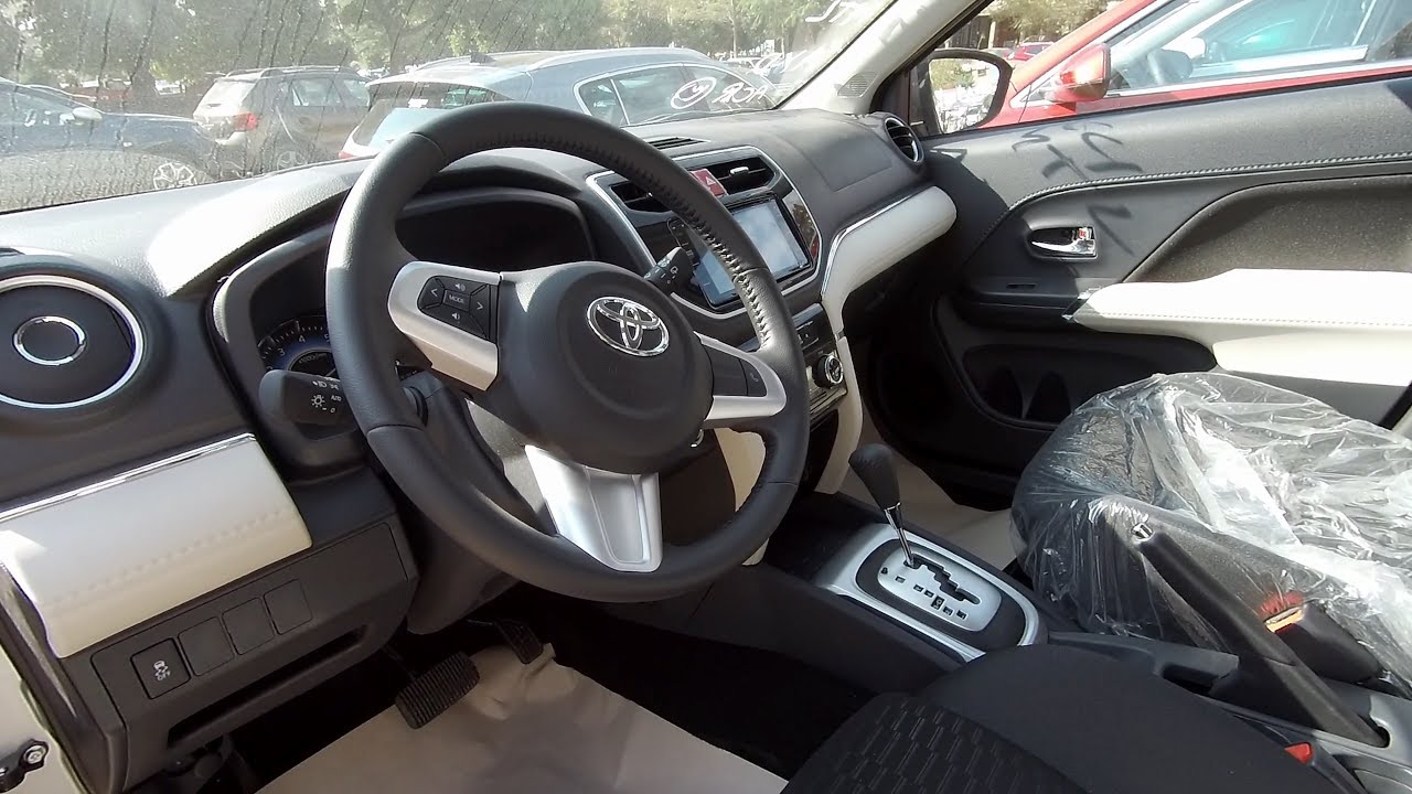 تويوتا راش من الداخل