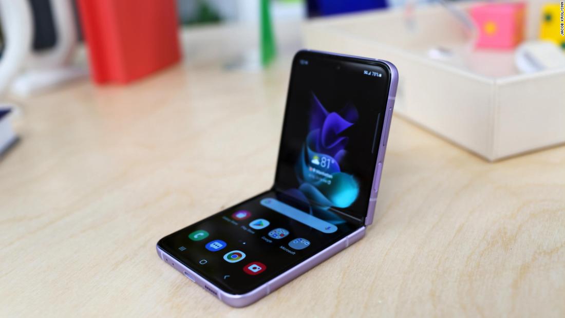 هواتف قابلة للطي، ساعات ذكية وسماعات لاسلكية هي نجوم حدث Galaxy Unpacked الجديد