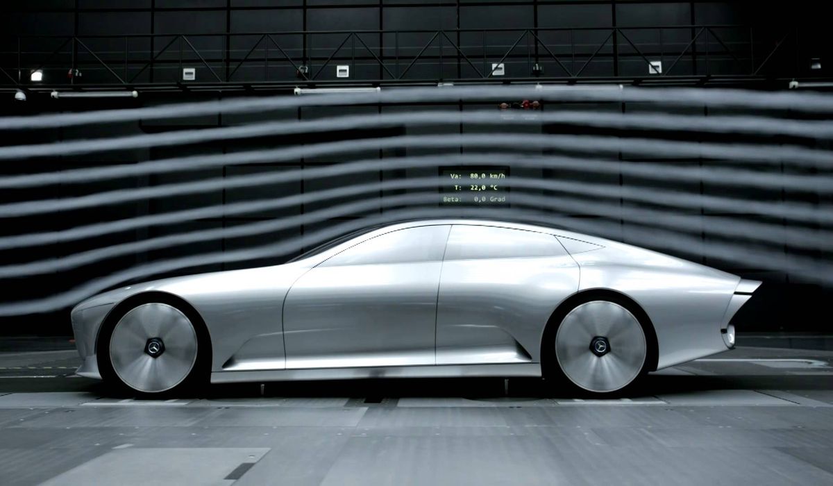 هل السيارات الكهربائية الشمسية هي مستقبل النقل أم مجرد خيال مضلل؟