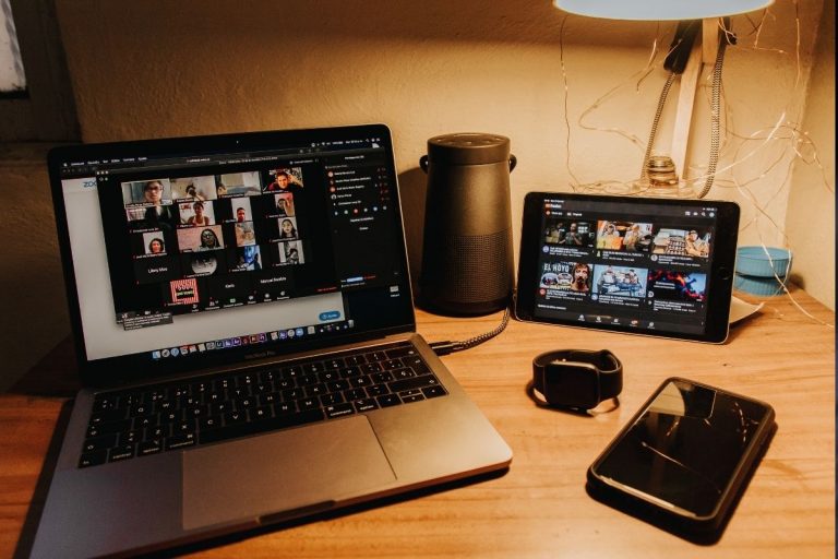 تحميل برنامج zoom للكمبيوتر مجانا برابط مباشر