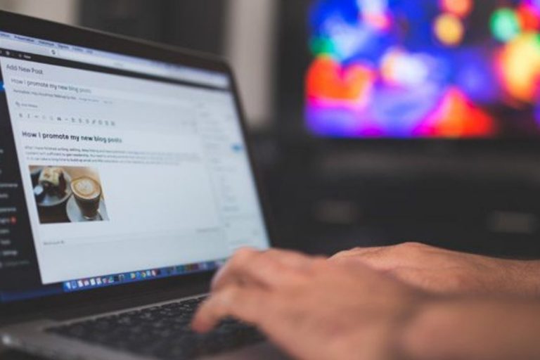 دمج ملفات وورد