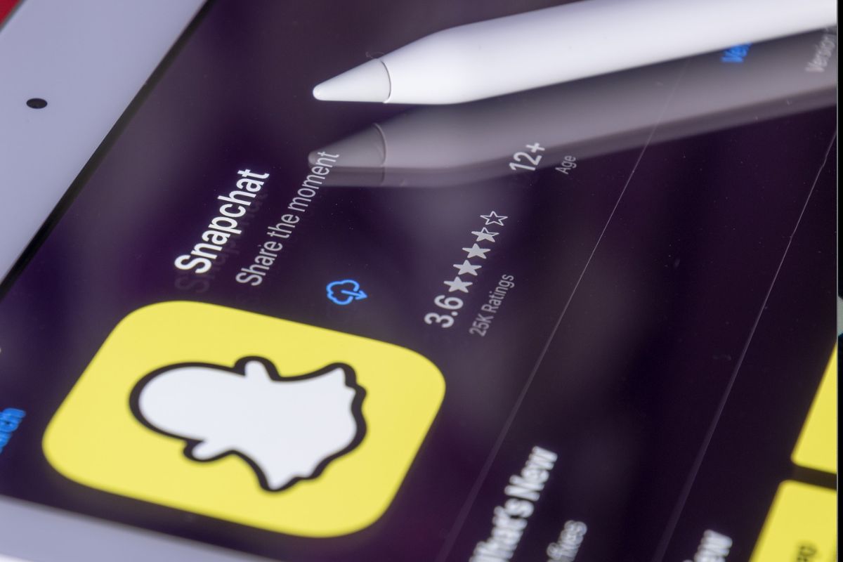 الفرق بين الحذف والحظر في سناب شات؟