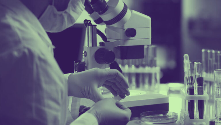 شركة تقنية طبية ترعب مستخدميها وترسل لهم إشعاراً خاطئاً بكونهم مصابين بالسرطان