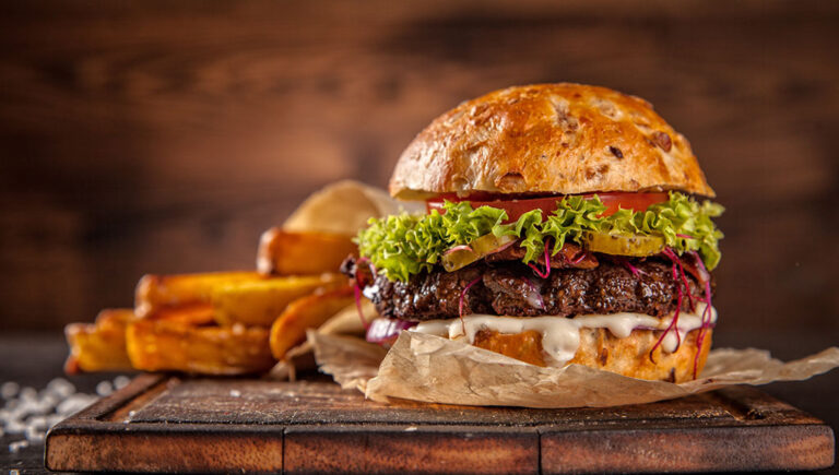 مكدونالدز تريد استخدام الذكاء الاصطناعي لجعل طعامها "طازجاً أكثر"