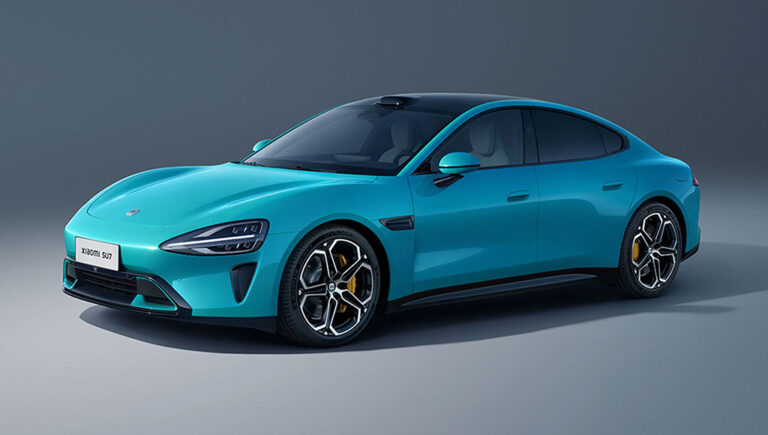 سيارة شاومي SU7 الكهربائية الجديدة