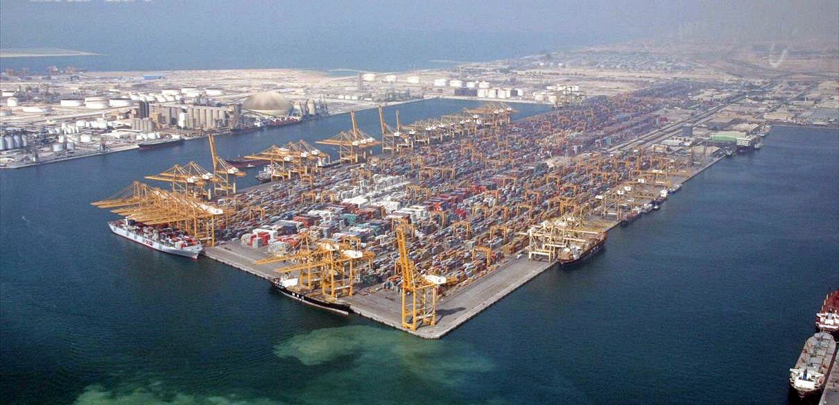 تريليون دولار أمريكي حجم التجارة الخارجية غير النفطية لدولة الإمارات خلال عام 2023