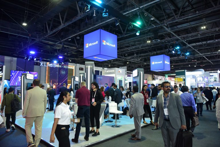 Microsoft تستعرض الذكاء الاصطناعي في الدفاع السيبرانية ضمن مشاركتها في «جيسيك جلوبال 2024»