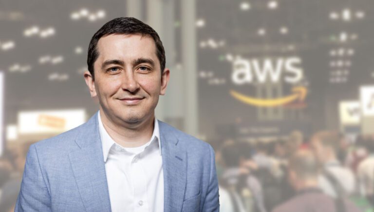 السيد كيفن ميلر، نائب رئيس شركة AWS لمراكز البيانات العالمية