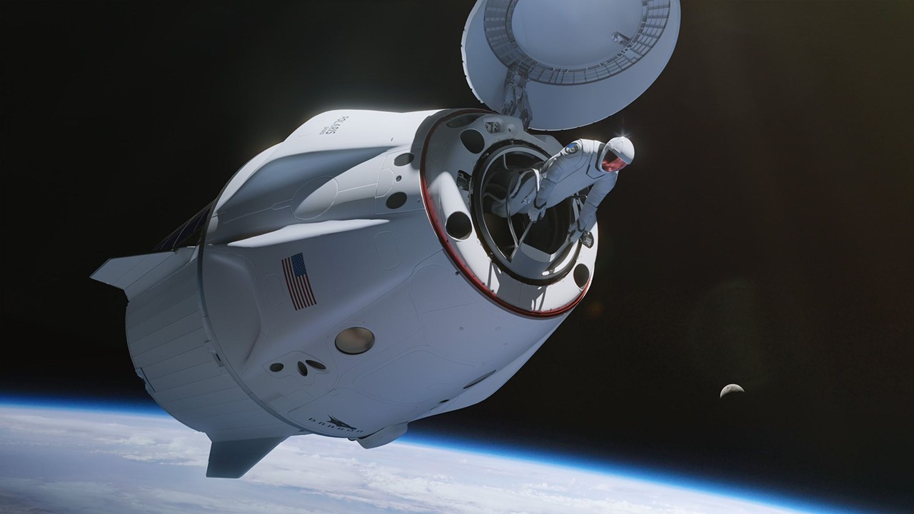 SpaceX على موعد مع التاريخ في أول رحلة خاصة يمشي فيها البشر عبر الفضاء