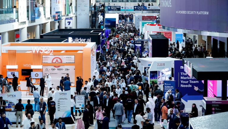 الإمارات العربية المتحدة تتبوأ الصدارة في الذكاء الاصطناعي في ظل سباق مواهب تواجهه الأسواق العالمية لتلبية الطلب العالمي