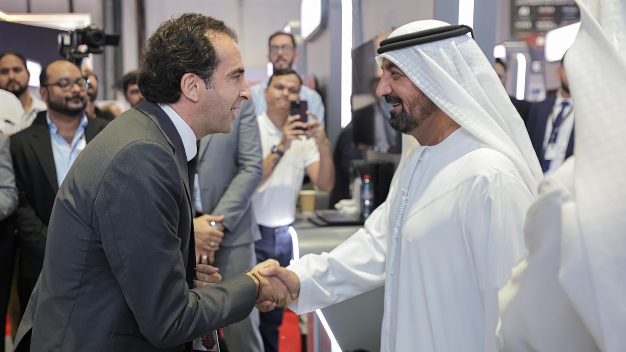 منظومة Microsoft السحابية تنعش اقتصاد الإمارات بـ 74 مليار دولار وتوفر أكثر من 150 ألف فرصة عمل