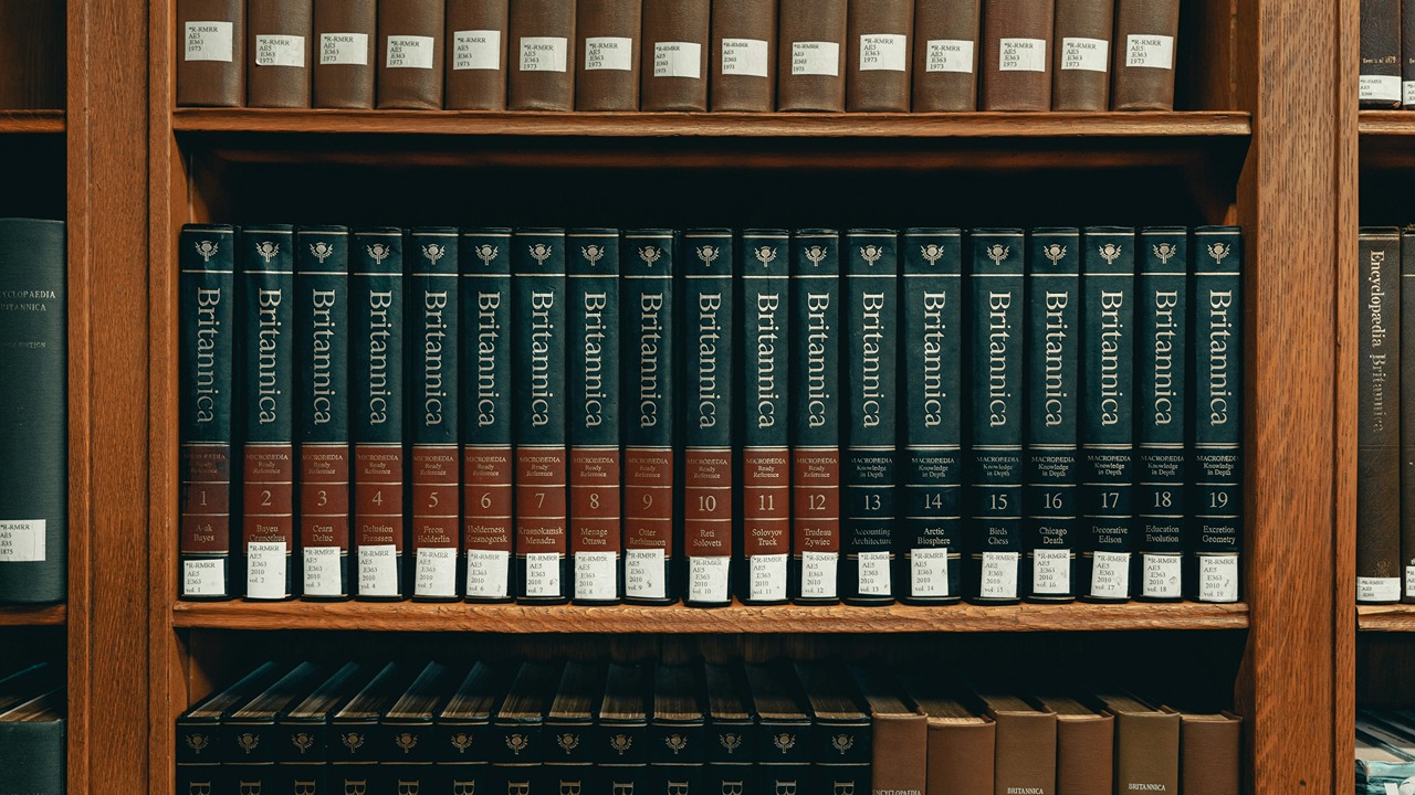 موسوعة Britannica تتحول إلى شركة متخصصة في الذكاء الاصطناعي