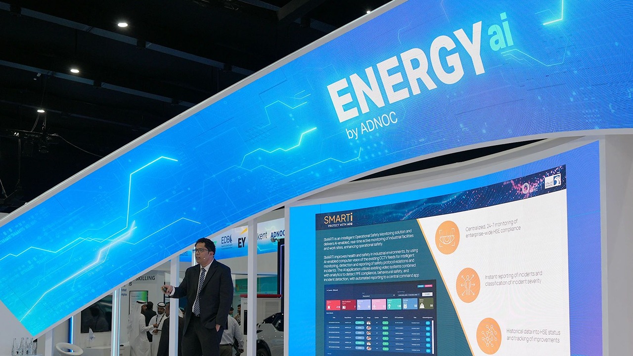 أدنوك وAIQ تطلقان ENERGYai: حل ثوري بالذكاء الاصطناعي لتعزيز كفاءة قطاع الطاقة