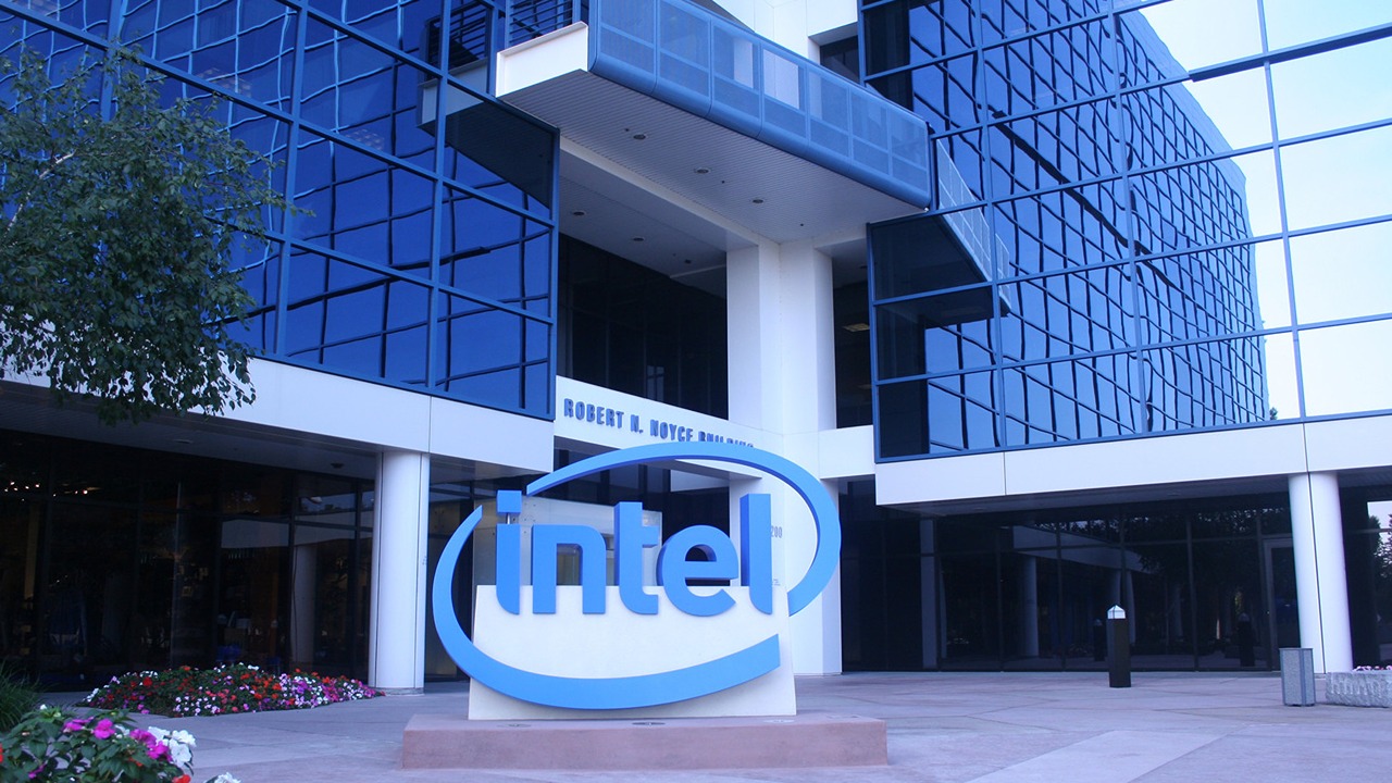 اقتراح من Intel لتصاميم حواسيب محمولة ومصغرة قابلة للترقية وللإصلاح بسهولة واستدامة