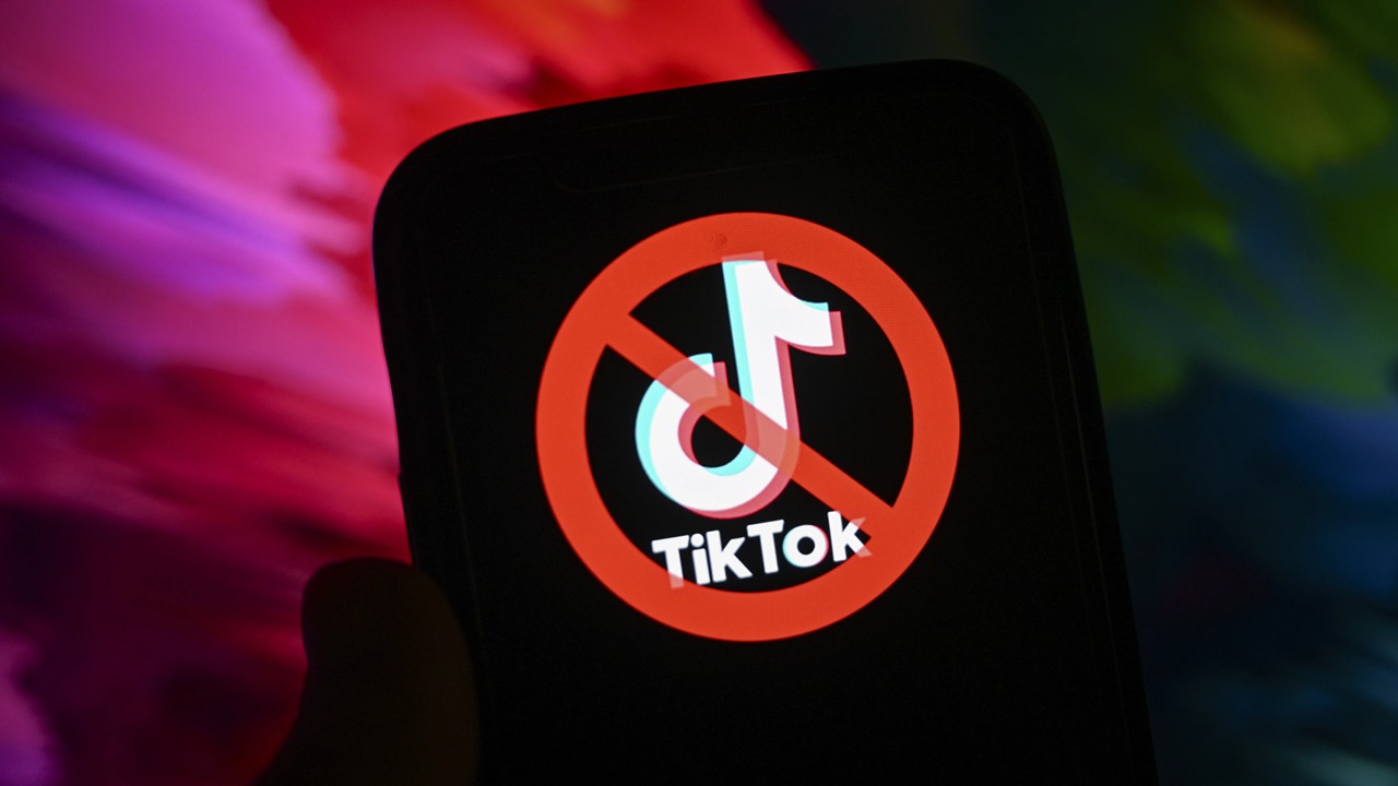 توقف TikTok في الولايات المتحدة والتعويل على ترامب ليكون المخلص
