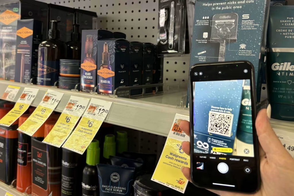 رمز الاستجابة السريعة QR في أحد المتاجر