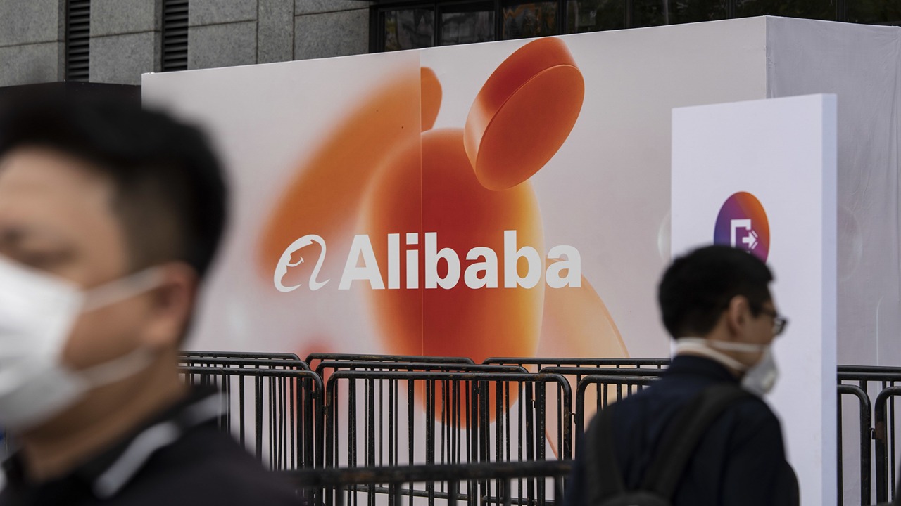 عملاق التقنية الصيني Alibaba يضخ 50 مليار دولار في الذكاء الاصطناعي والحوسبة السحابية