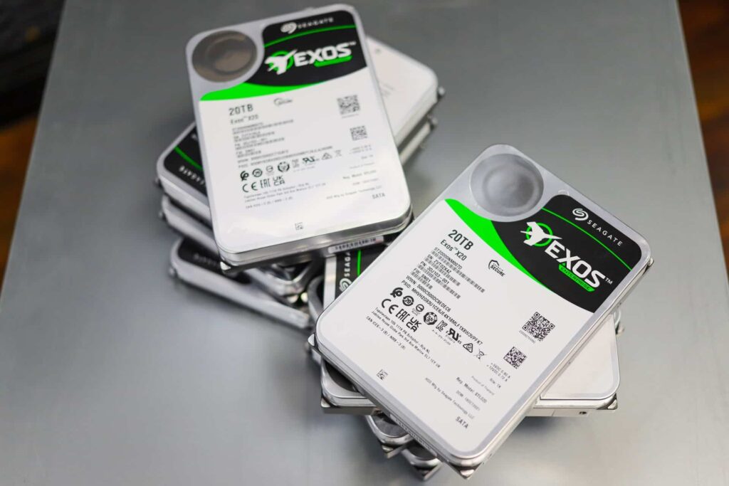 أقراص Seagate Exos
