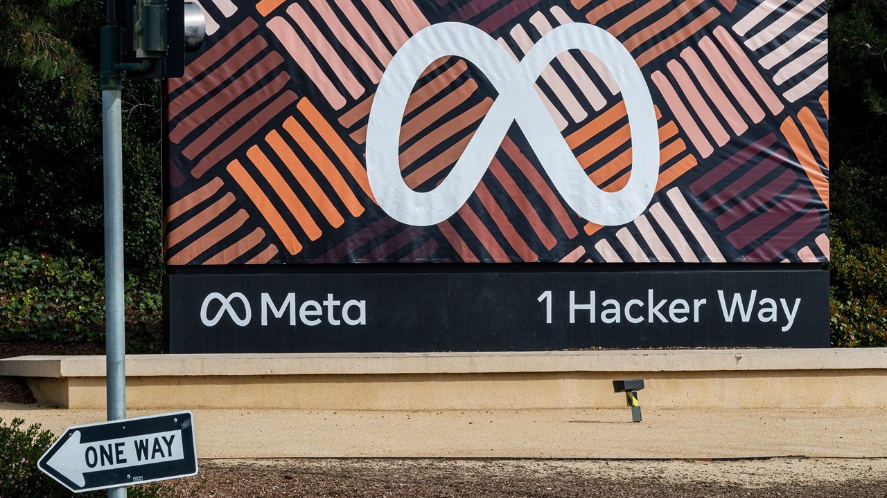 ارتفاع قياسي في أسهم Meta، أكبر المستفيدين من صعود DeepSeek