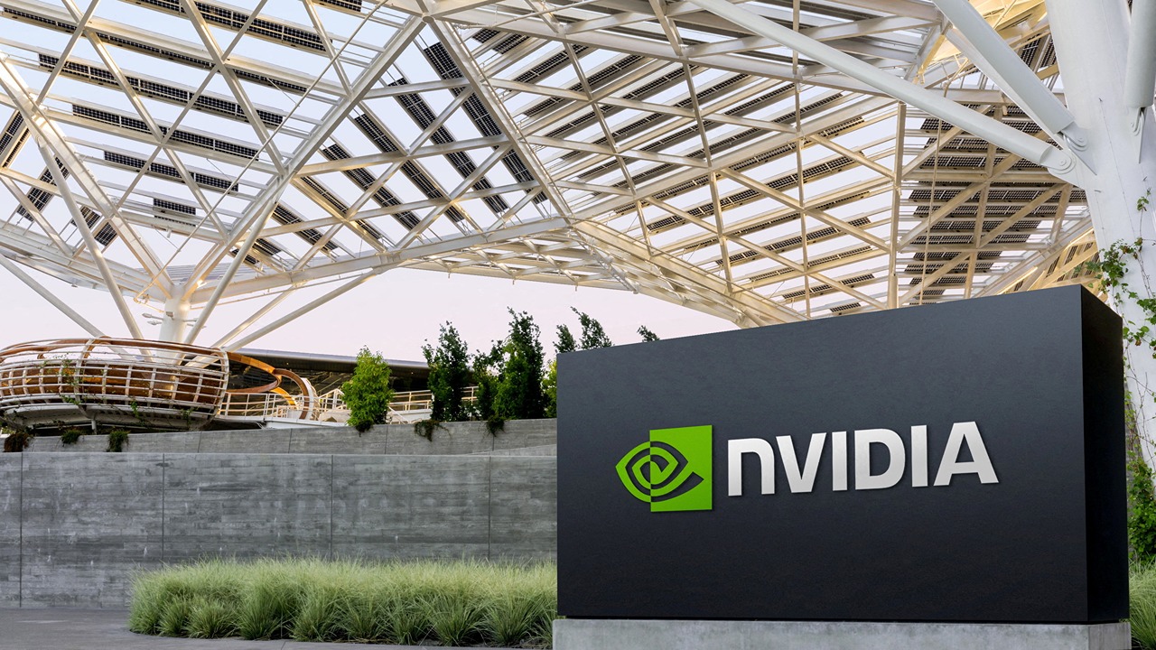 حطمت الأرقام القياسية مجدداً: Nvidia تجني إيرادات سنوية بقيمة 130 مليار دولار