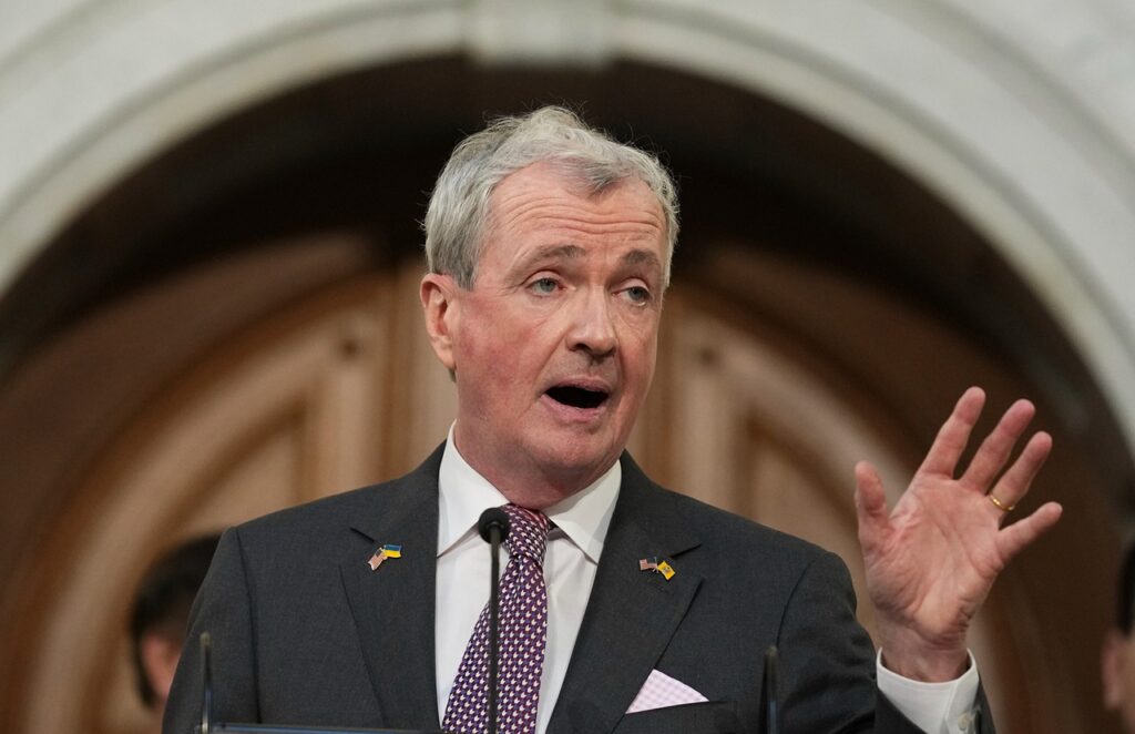 حاكم ولاية نيوجيرسي، فيل ميرفي