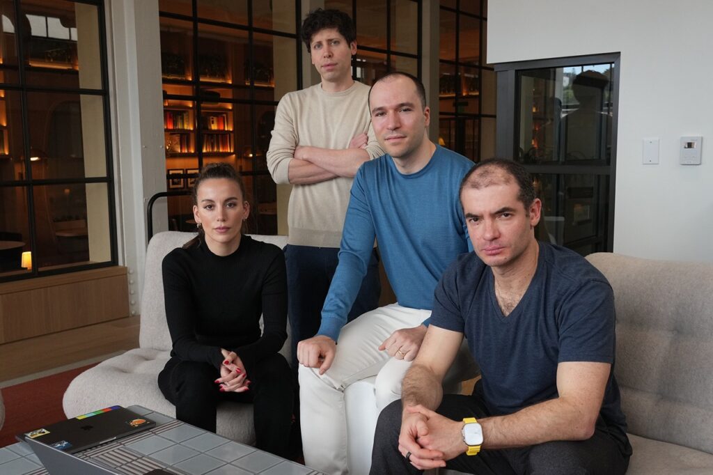 مؤسسون من فريق OpenAI