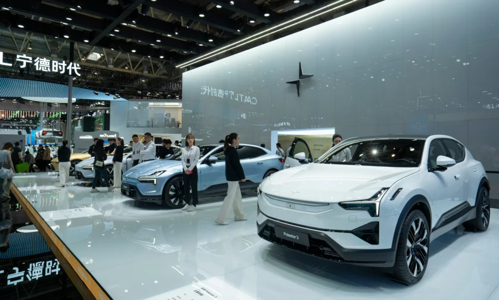 ما هي أشهر السيارات الفخمة الصينية التي تنافس السيارات الألمانية؟