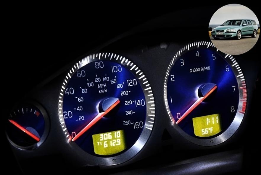 10 من أجمل تصاميم عدادات السيارات عبر التاريخ 