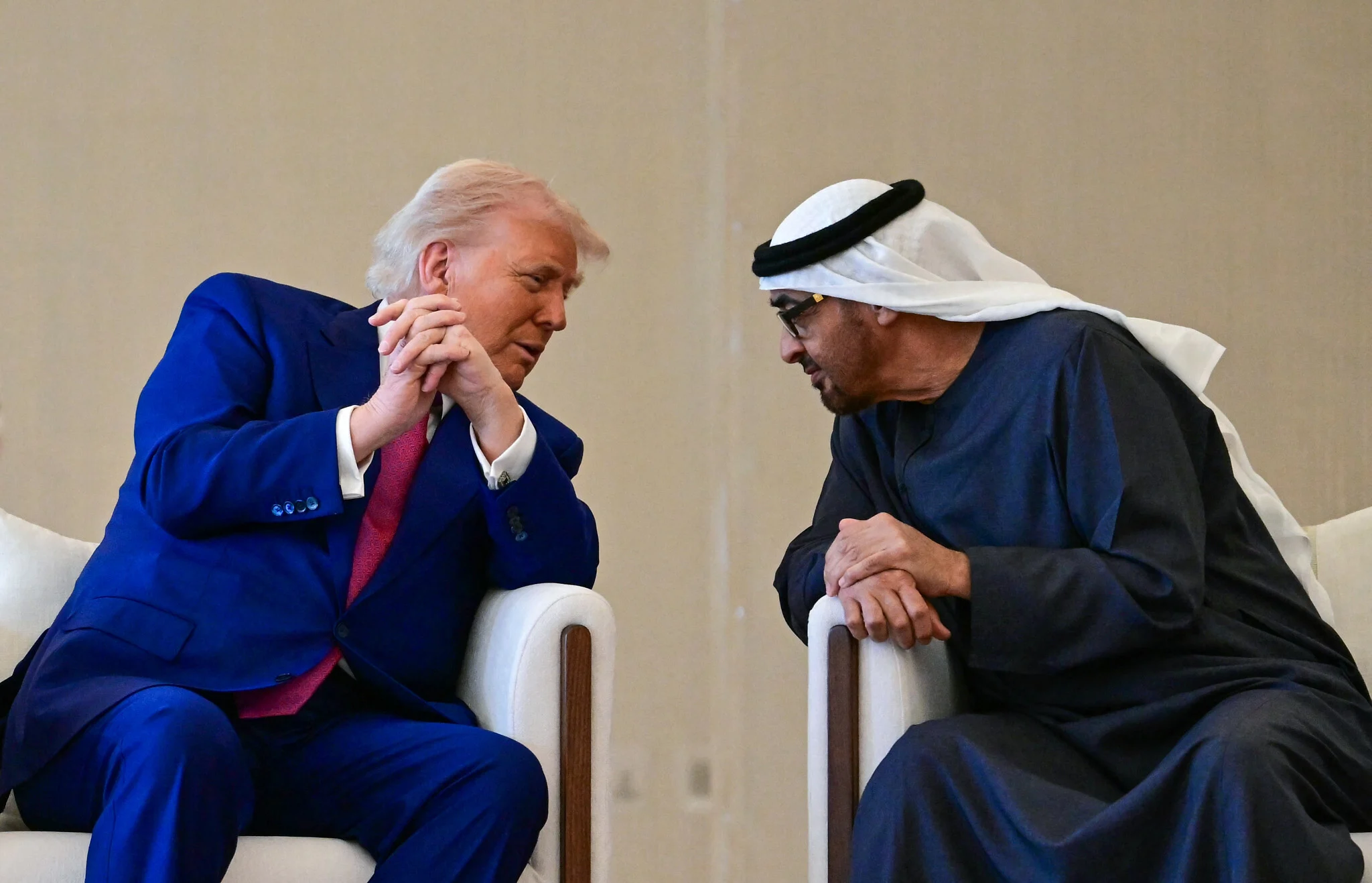 الشيخ محمد بن زايد آل نهيان، رئيس دولة الإمارات العربية المتحدة والرئيس الأمريكي دونالد ترامب
