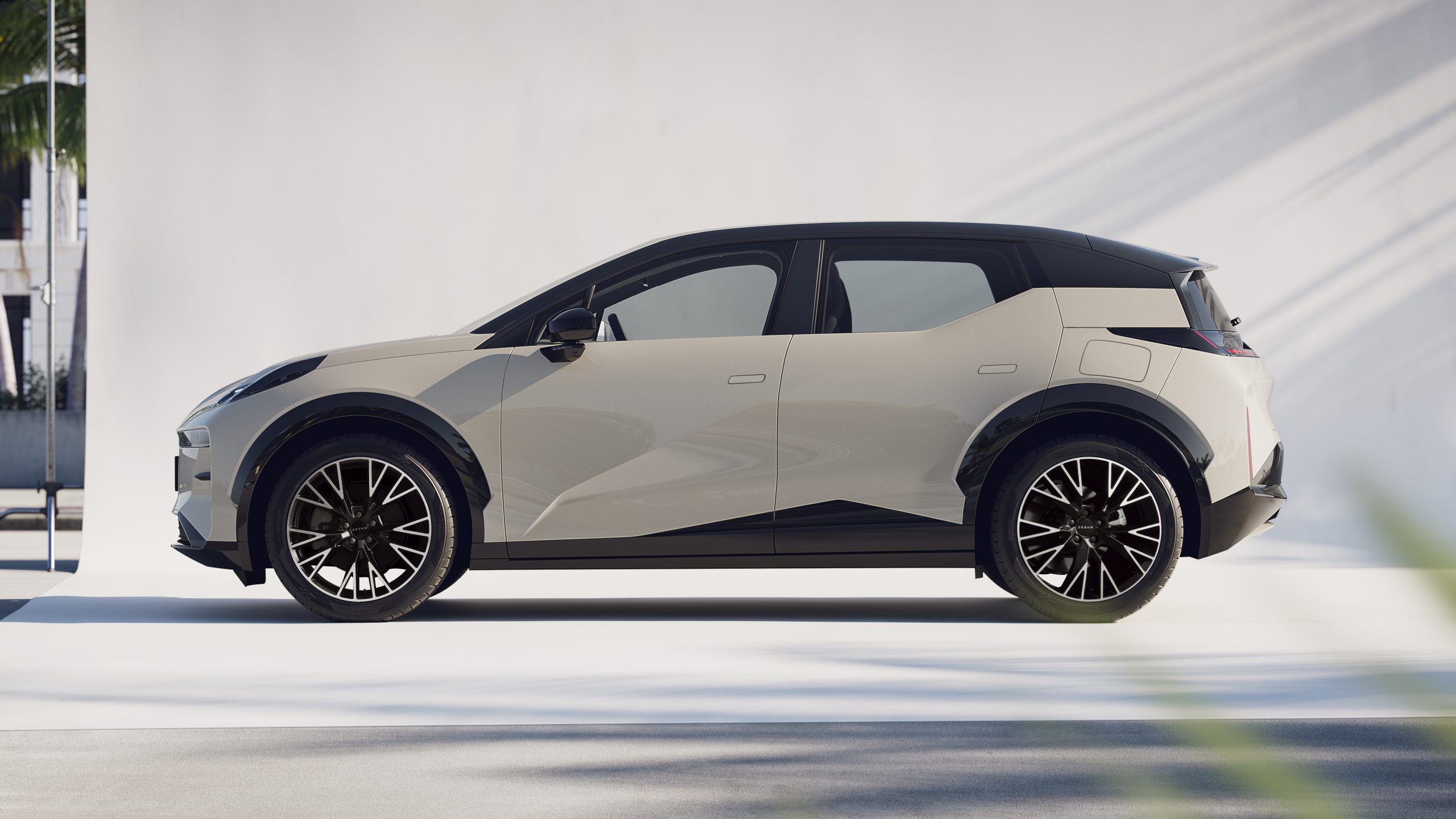 كيف خطفت سيارة زيكر الصينية لقب أأمن سيارة في العالم من شركة بورشه العريقة؟