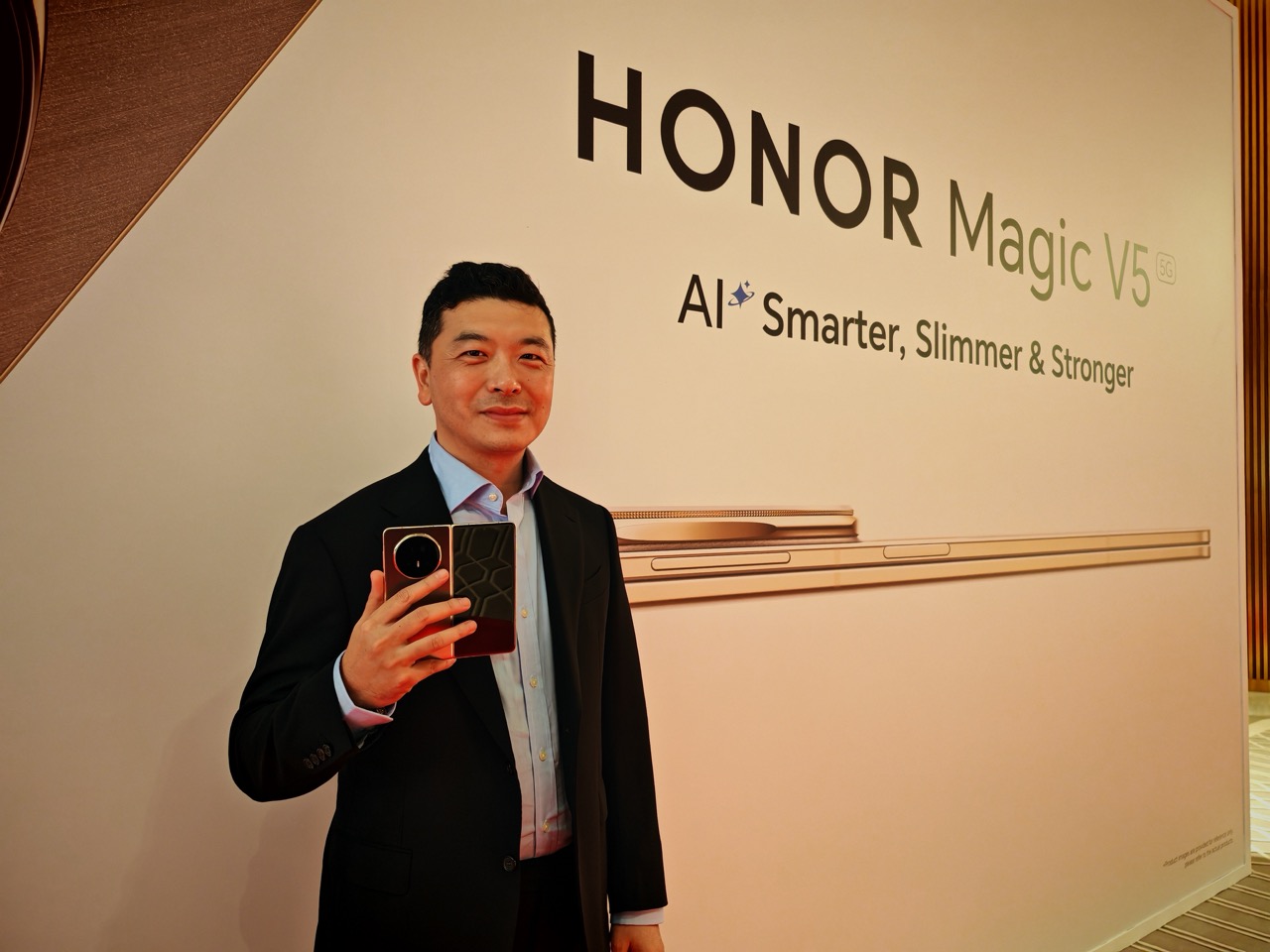 لورانس لي، المدير العام الإقليمي لمنطقة مجلس التعاون الخليجي في شركة HONOR