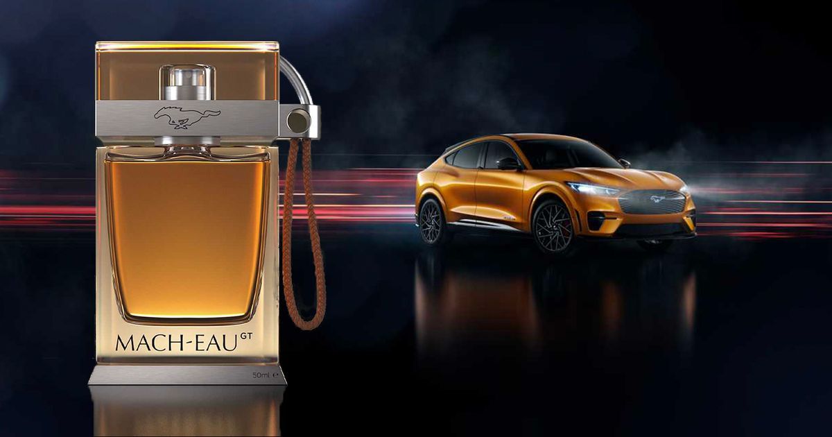 عطر برائحة البنزين