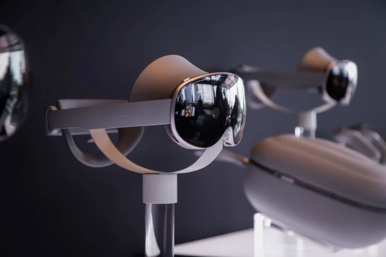 أهم التقنيات في نظارة جالاكسي XR من سامسونج تنافس نظارة آبل