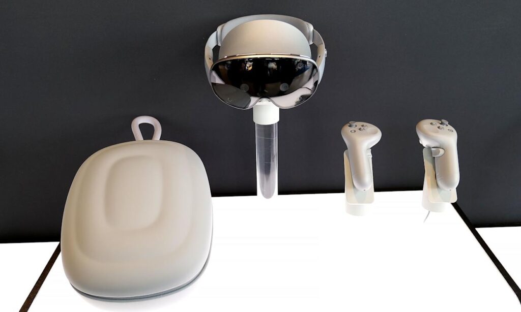 نظارة سامسونج XR