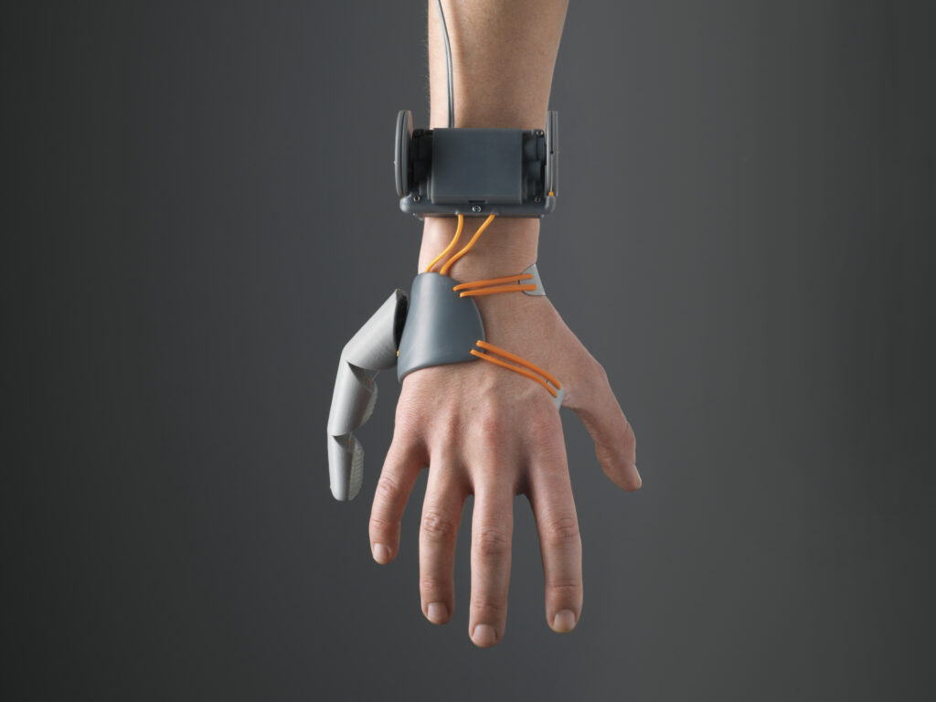 كنا نراها على الشاشة فقط: 7 تقنيات من الخيال العلمي موجودة بالفعل اليوم