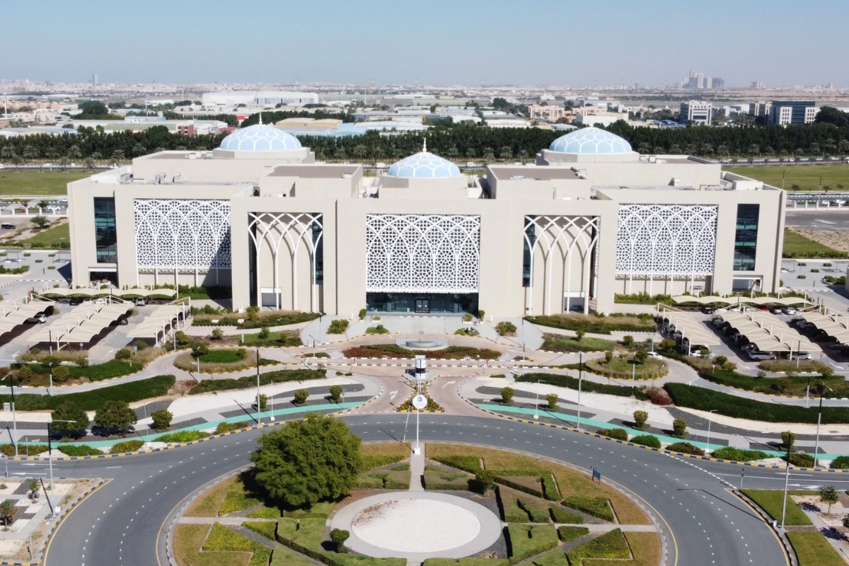 مجمع الشارقة للبحوث والتكنولوجيا والابتكار